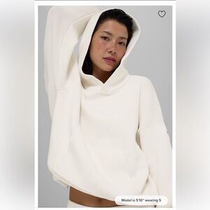 ALO Yoga Scholar Hooded Sweater — Ivory
